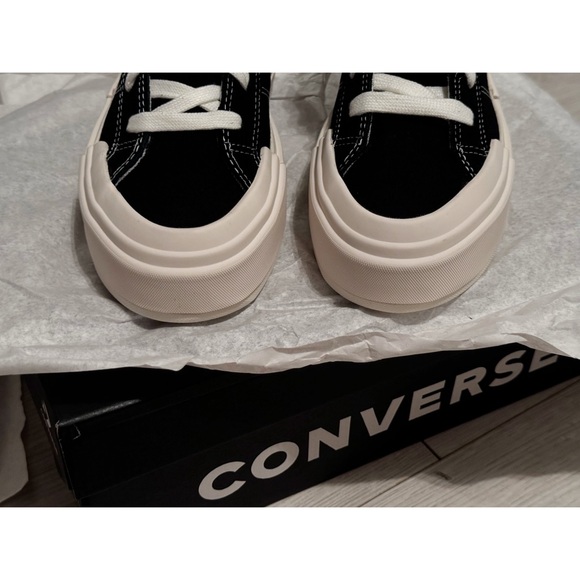 Converse Chuck Taylor All Star Cruise High Tops - Picture 8 of 15